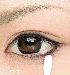 眼線液筆不出水怎么辦？畫眼線的常見誤區(qū)