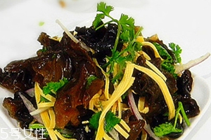 豆皮和木耳能一起吃嗎？味道非常棒
