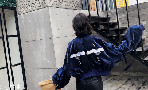 女生怎么穿帥氣？教你帥氣女孩穿搭術(shù)