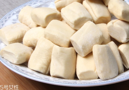 糖瓜是什么做的？小年傳統食品