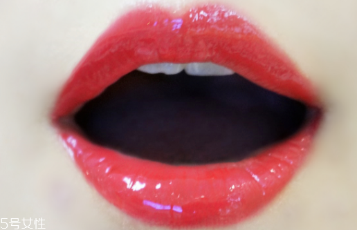 唇釉可以當(dāng)腮紅嗎？唇釉這樣涂最好看