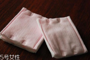 化妝棉和卸妝棉有什么區(qū)別？化妝棉功能更全