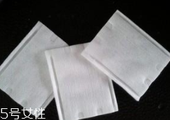 化妝棉可以用作粉撲嗎？要掌握正確方法