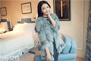 皮草什么顏色最顯氣質(zhì)？今年最流行的皮草顏色都在這了