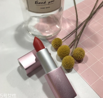 花西子是什么牌子？國貨新星品牌