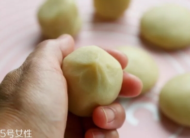 糖糕炸出來很硬怎么辦？