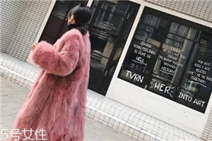 皮草和羊剪絨哪個暖和？看完你就清楚了