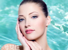 美白精華可以常年使用嗎？春秋用最好