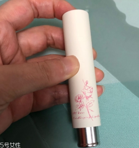 潤唇膏孕婦能用嗎？建議使用孕婦專用唇膏