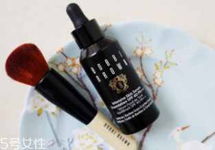 冬天護(hù)膚用霜還是乳？6款適合冬天用的護(hù)膚品推薦