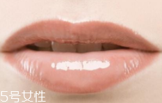 嘴唇干裂是一種病嗎？治療口角炎從改善習(xí)慣入手