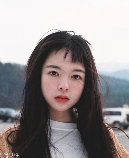 圓臉妹子適合什么發(fā)型？短發(fā)更能突顯氣質(zhì)