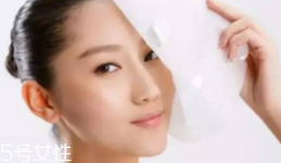怎么揭面膜不扯大毛孔？掌握方向很重要