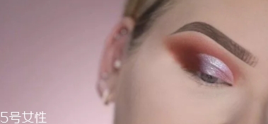 huda beauty沙漠盤怎么畫？油管大神一步步示范