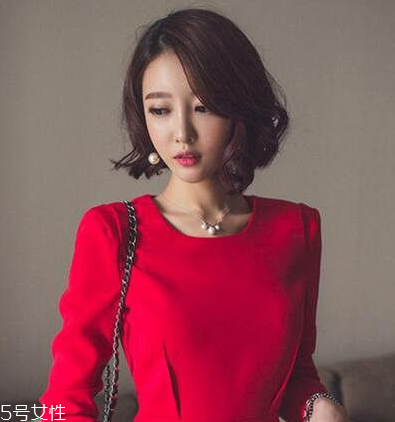 短發(fā)卷發(fā)怎么弄好看？裴秀智發(fā)型同款get