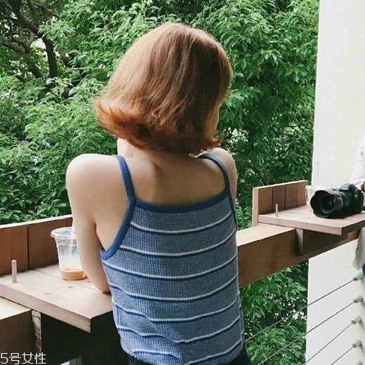 齊肩發(fā)怎么燙好看？女生發(fā)型設(shè)計(jì)與臉形搭配