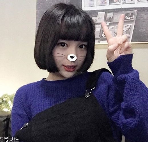 小個(gè)子女生適合什么發(fā)型？蓬松隨意效果