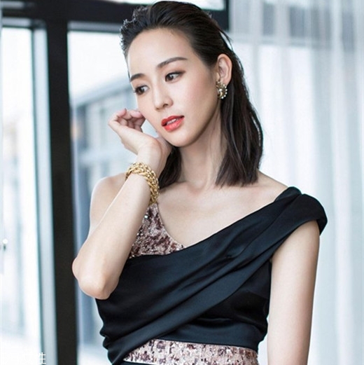 齊肩直發(fā)染什么顏色好看？簡(jiǎn)單好看的齊肩發(fā)扎法