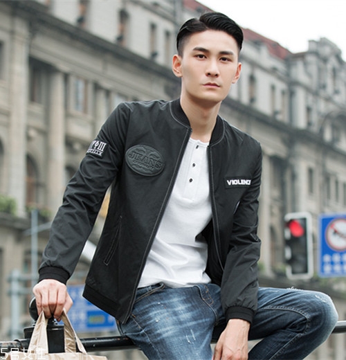 2018男生流行什么發(fā)型款式？2018男生染發(fā)顏色推薦