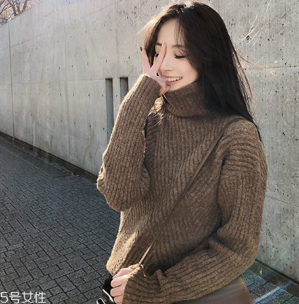 毛衣上的咖啡漬怎么洗？巧用甘油輕松解決