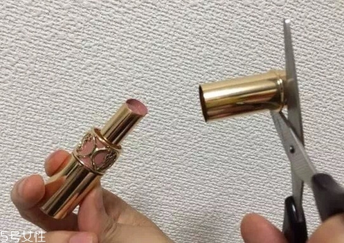 如何選擇口紅色號？口紅必不可少
