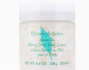 身體皮膚干燥用什么護膚品？這些身體乳拯救爆皮掉屑