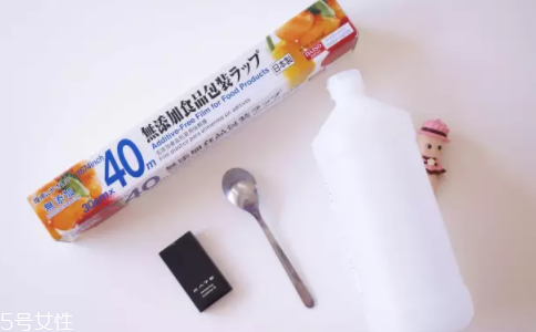 彩妝盤都有什么？小巧輕便型彩妝盤適合日常