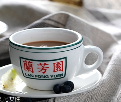 杯裝蘭芳園絲襪奶茶多少錢？