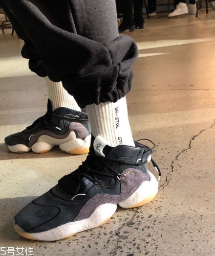 bristol studio與adidas crazy byw聯(lián)名款在哪買_多少錢？