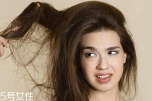 不洗頭怎么去油？三個方法三天不洗頭