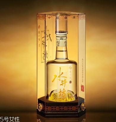 水井坊和五糧液哪個(gè)好？要看檔次和味道