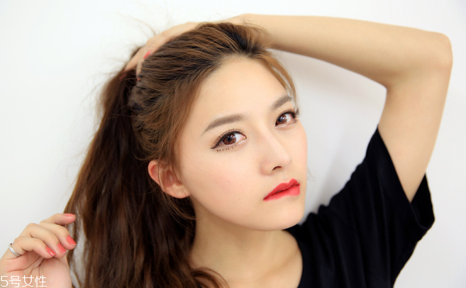 mac口紅哪個(gè)系列不干？美妝達(dá)人人手一只的口紅