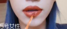 怎么變成櫻桃小嘴？大嘴唇變小攻略