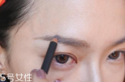 眉毛畫壞了怎么補救？12種拯救方法都在這里了