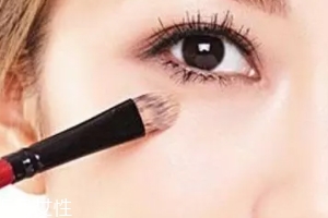 怎么遮瑕雀斑效果最好？雀斑遮瑕少不了遮瑕筆