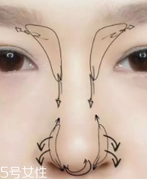 怎么把鼻梁畫高？小白都能駕馭的四步鼻梁修容法