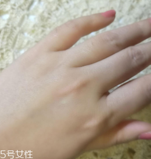 Florena護(hù)手霜怎么樣？滋潤美白打造纖纖玉手