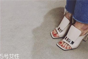sergio rossi鞋子偏碼嗎？游走時(shí)尚尖端