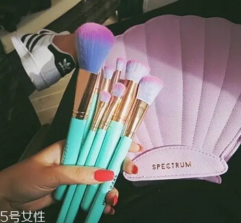 怎么選購韓國化妝品？女生化妝品必備清單