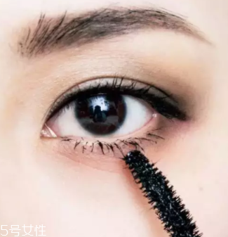 過年涂什么口紅？這些唇色讓親屬夸你好看
