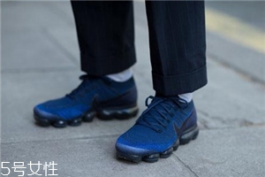 運動鞋好還是皮鞋好？不同場合不同需求