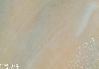 雅詩蘭黛乳液怎么樣？滋潤保濕的秘密