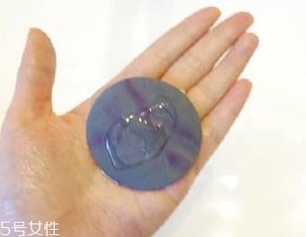新買的氣墊粉撲要洗嗎？用久了一定要清洗