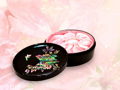 國產(chǎn)化妝品哪個牌子好？性價比和口碑都很好的化妝品