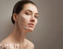 隔離霜怎么洗干凈？卸妝油最適合卸除隔離霜
