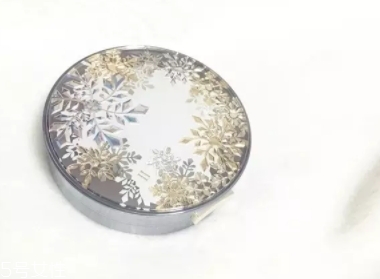 2018蜜粉餅?zāi)膫€牌子好？