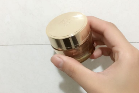 雅詩蘭黛多效智妍眼霜怎么用？