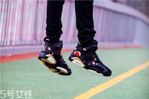 運(yùn)動(dòng)鞋鞋墊老往后面跑怎么辦？