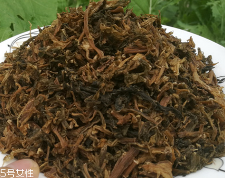 梅干菜怎么挑？聞味道看顏色