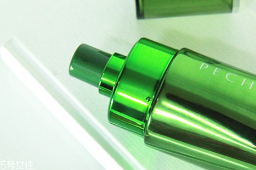 爽膚水要涂多少合適？來(lái)看看爽膚水的用量